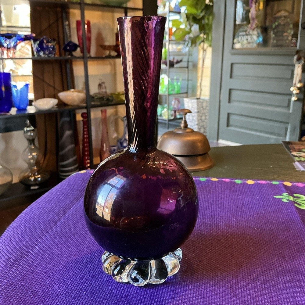 Vintage MCM Aseda Glasbruk Amethyst 7" Glass Vase
